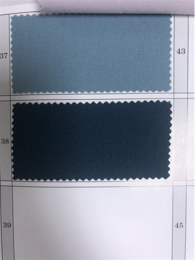 SX-LX TR彈力斜紋 8689 成份：78%T 16%R 6%SP 克重：375g 後面照